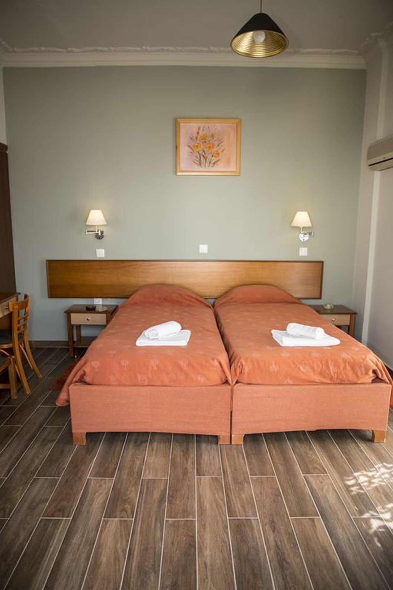Togias Hotel Aegina 外观 照片