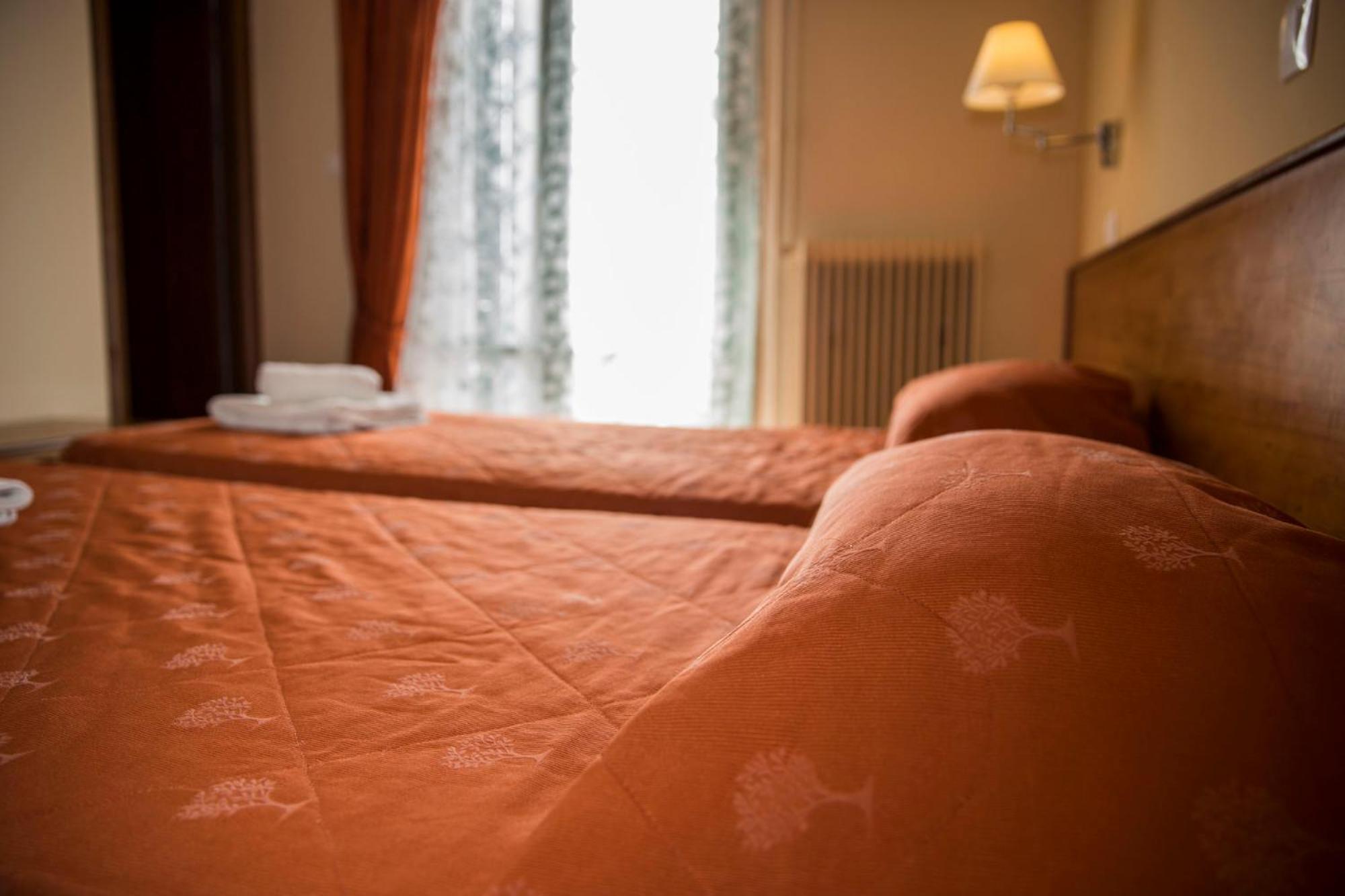 Togias Hotel Aegina 外观 照片