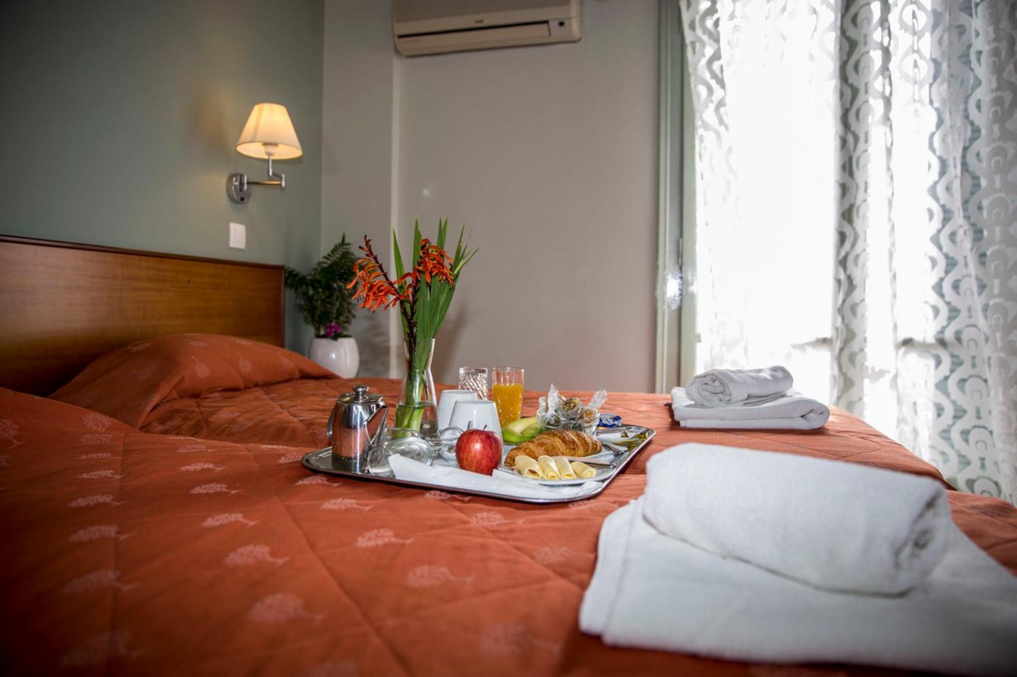 Togias Hotel Aegina 外观 照片